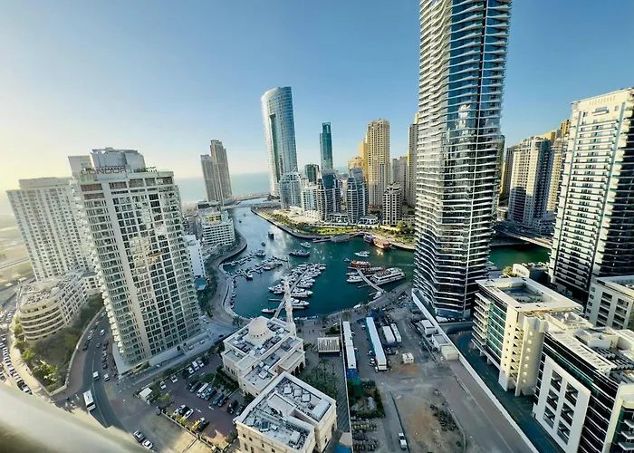 Sea Front Living, Upgraded 2Br Apartment, Escan Tower, Dubai Marina